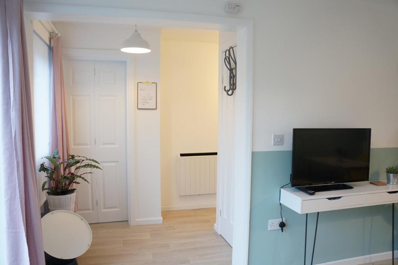 The Oldbrook Garden Flat Apartment Milton Keynes Exterior photo